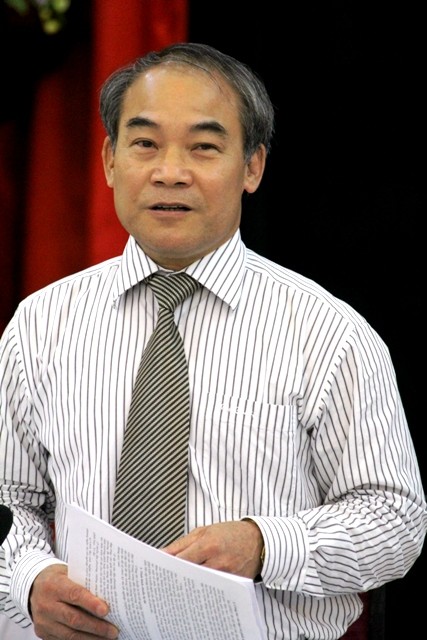 Thứ trưởng Bộ GD&ĐT Nguyễn Vinh Hiển cho biết, sau 2015 sẽ thay đổi hình thức thi. Ảnh Xuân Trung